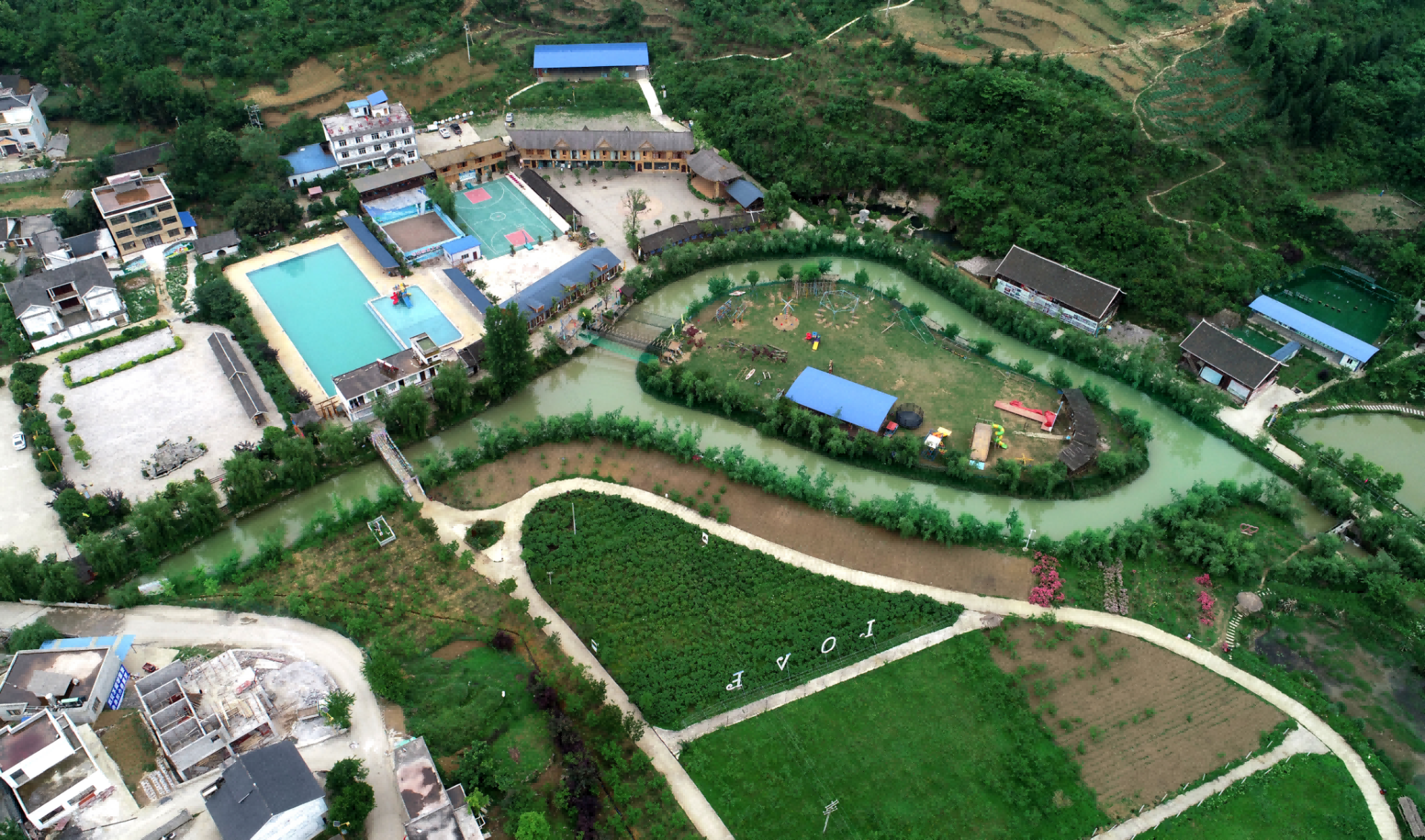 发挥民族医药特色 促进“中医药+康养旅游”融合发展