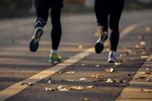 “超慢跑”火了，不累还能“暴击”内脏脂肪！