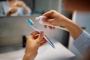 晚上“睡前刷牙”原来竟是错的？