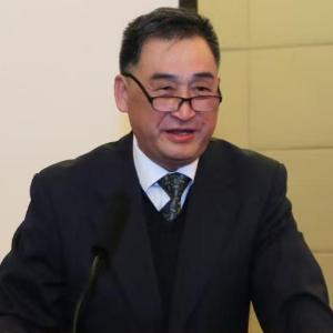靳振洋