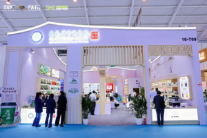 第10届中国—南亚博览会医疗康养馆开馆 云南省中医医院展出云岭名方及中药茶饮