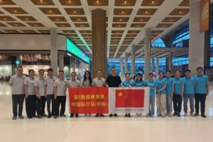 第5批中国援柬中医医疗队抵金边交接，柬卫生大臣称“健康礼物”